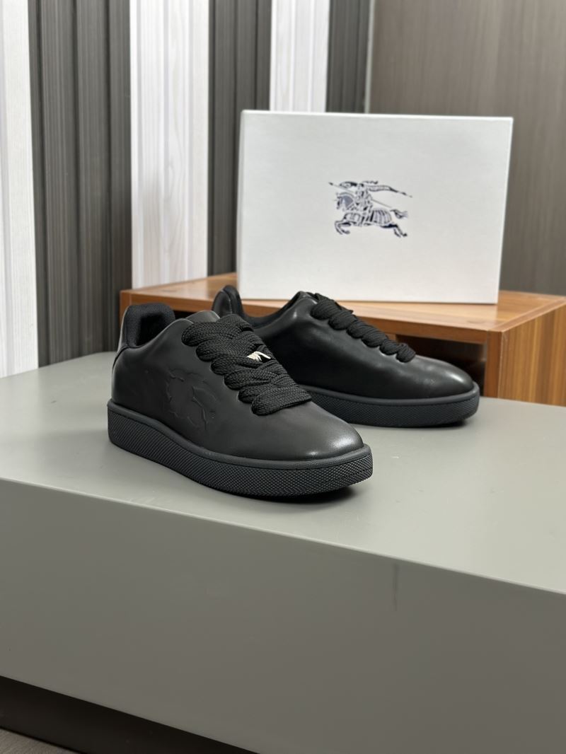 Burberry Low Shoes